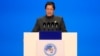 FOTO ARSIP: PM Pakistan, Imran Khan, berbicara dalam acara pembukaan China International Import Expo (CIIE) yang pertama di Shanghai, China, 5 November 2018 (foto: Reuters/Aly Song/Pool/Foto Arsip)