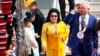 Mahathir Cegah Najib Tinggalkan Malaysia