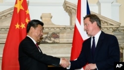 2015年10月21日，中国国家主席习近平在英国访问期间与英国签订了欣克利核电项目。这一协定标志着习近平访英的重大成果。