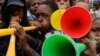 UEFA Larang Vuvuzela