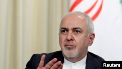 Menteri Luar Negeri Iran Javad Zarif dalam konferensi pers dengan Menteri Luar Rusia Sergei Lavrov, di Moscow, Rusia, 2 September 2019.
