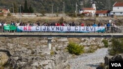 Protest zbog planirane izgradnje male hidroelektrane na rijeci Cijevni.