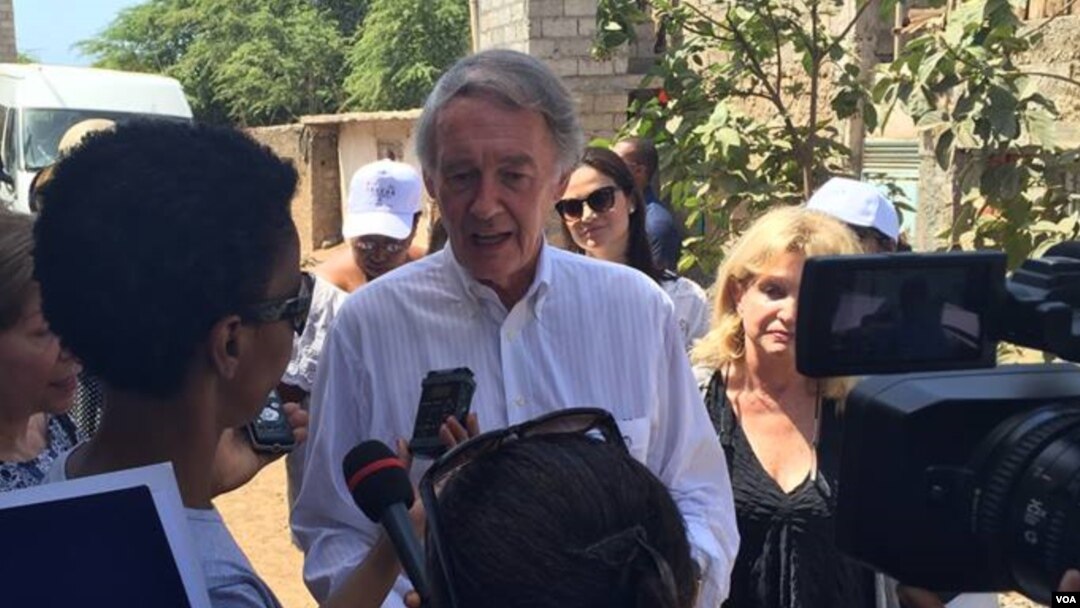 Senador Edward Markey