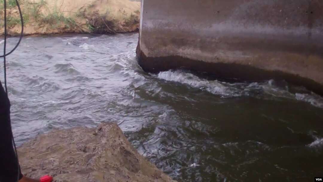  Rio Kuije Malanje
