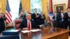 Presiden Donald Trump usai berbicara melalui telepon dengan pemimpin Sudan dan Israel, di Gedung Putih, di Washington, 23 Oktober 2020. 