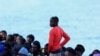 231 Migran Diselamatkan dari Kapal Kayu Menuju Kepulauan Canary 